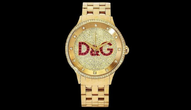 Gold D&G watch with logo dial on a gold bracelet – Dolce & Gabbana watch repairs