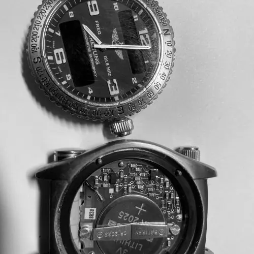 Watch battery replacement and resealing service by Ross Watch Repairs London