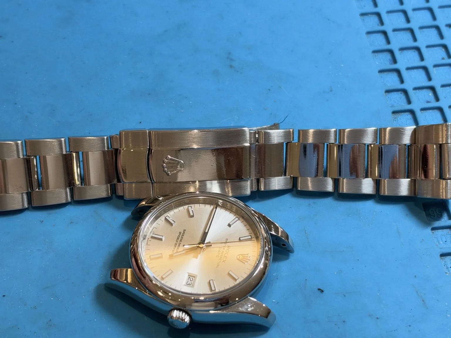 Rolex 115200 bracelet condition before polishing